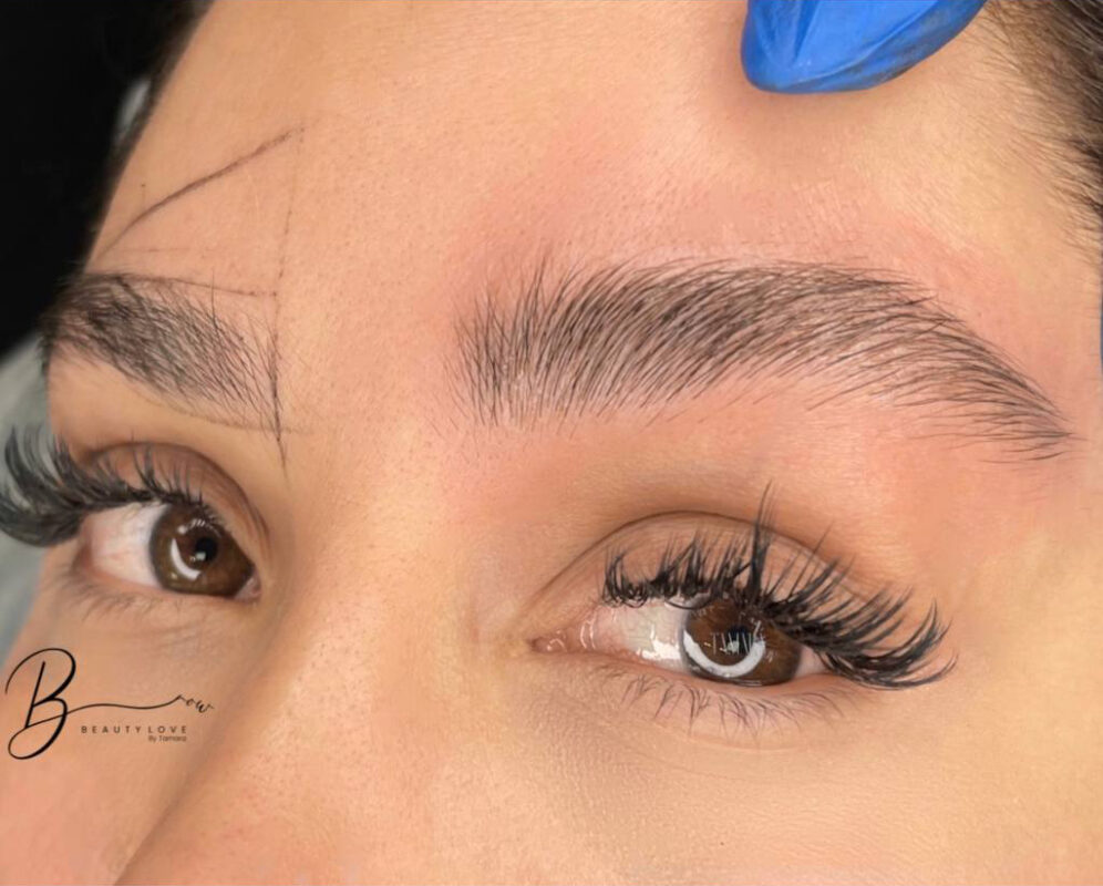 eyebrow