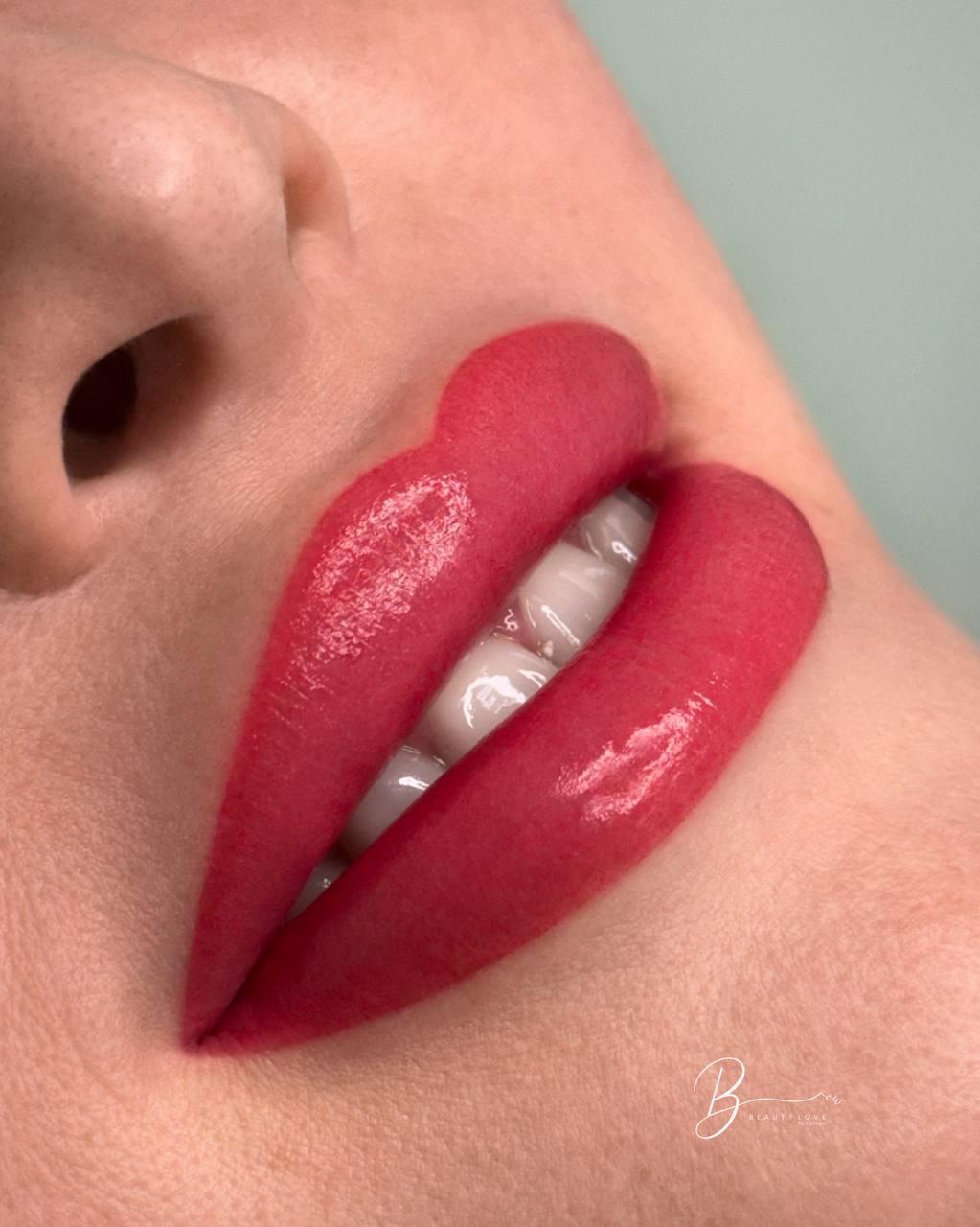 permanent lips